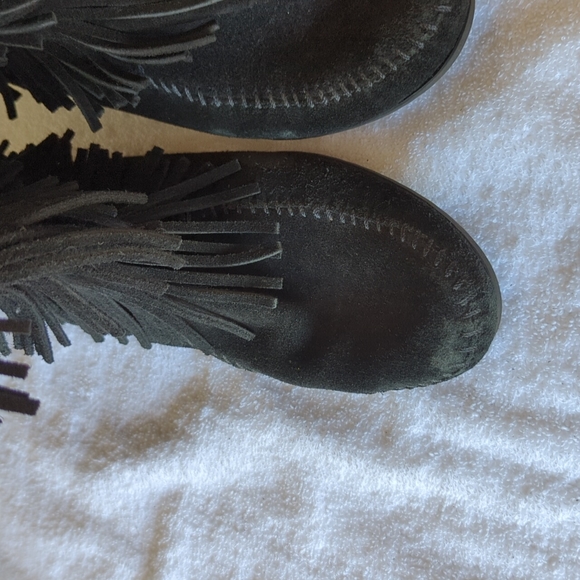 Minnetonka Black Fringe Boots - Picture 3 of 5
